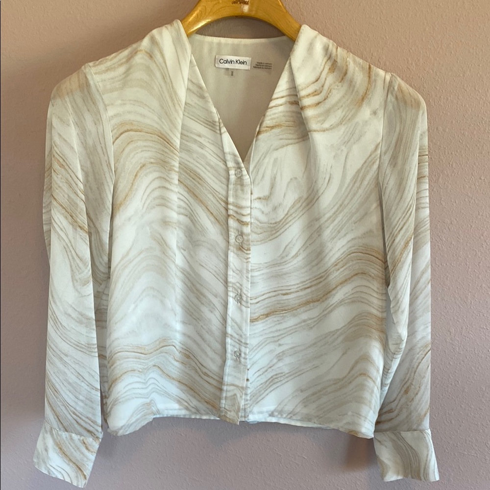 Calvin Klein Cream and White Button Down Blouse with Mandarin Collar top Size M